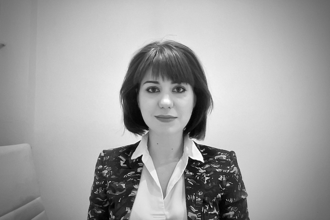 Portrait de Florence Leeson, avocate en droit public à Tours